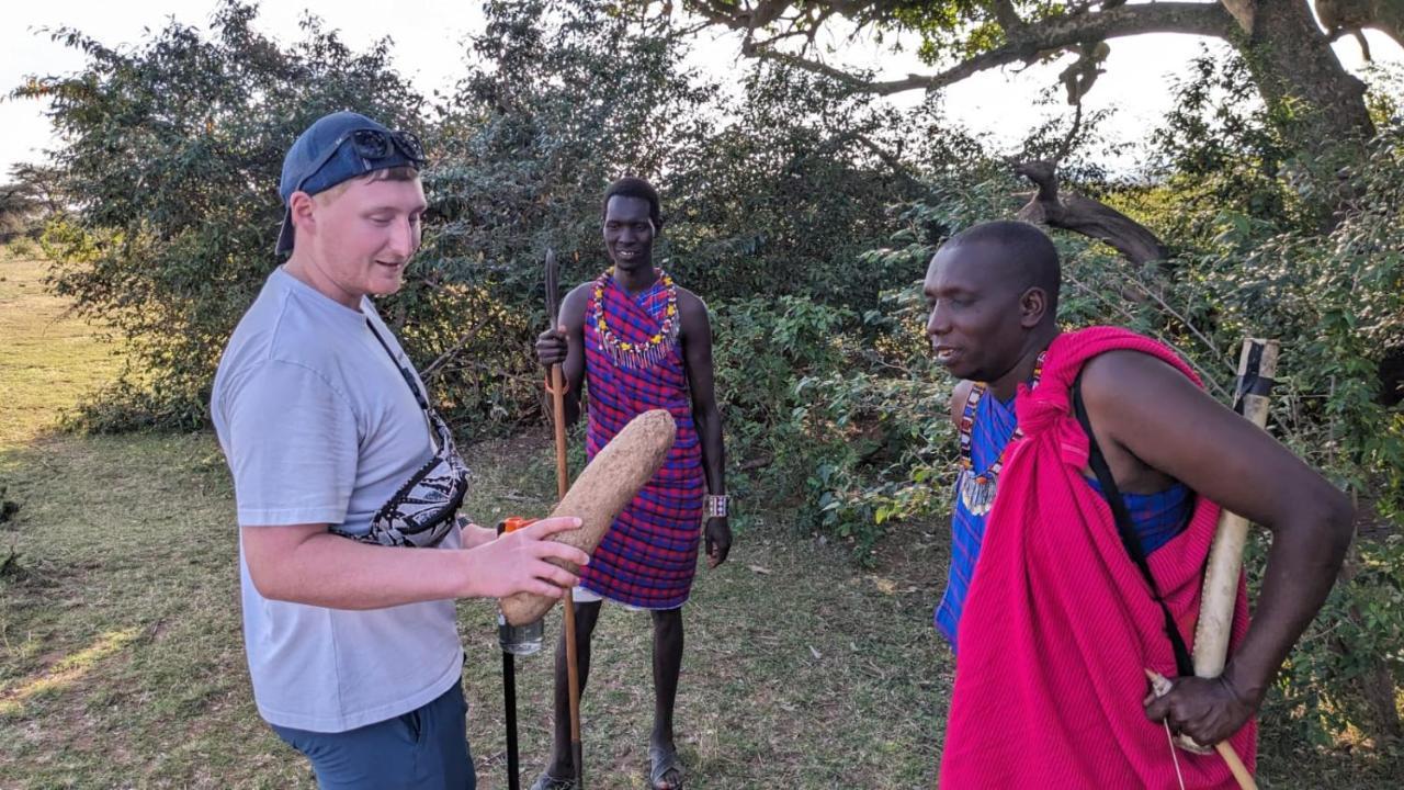 Отель Leruk Maasai Mara Camp Sekenani Экстерьер фото