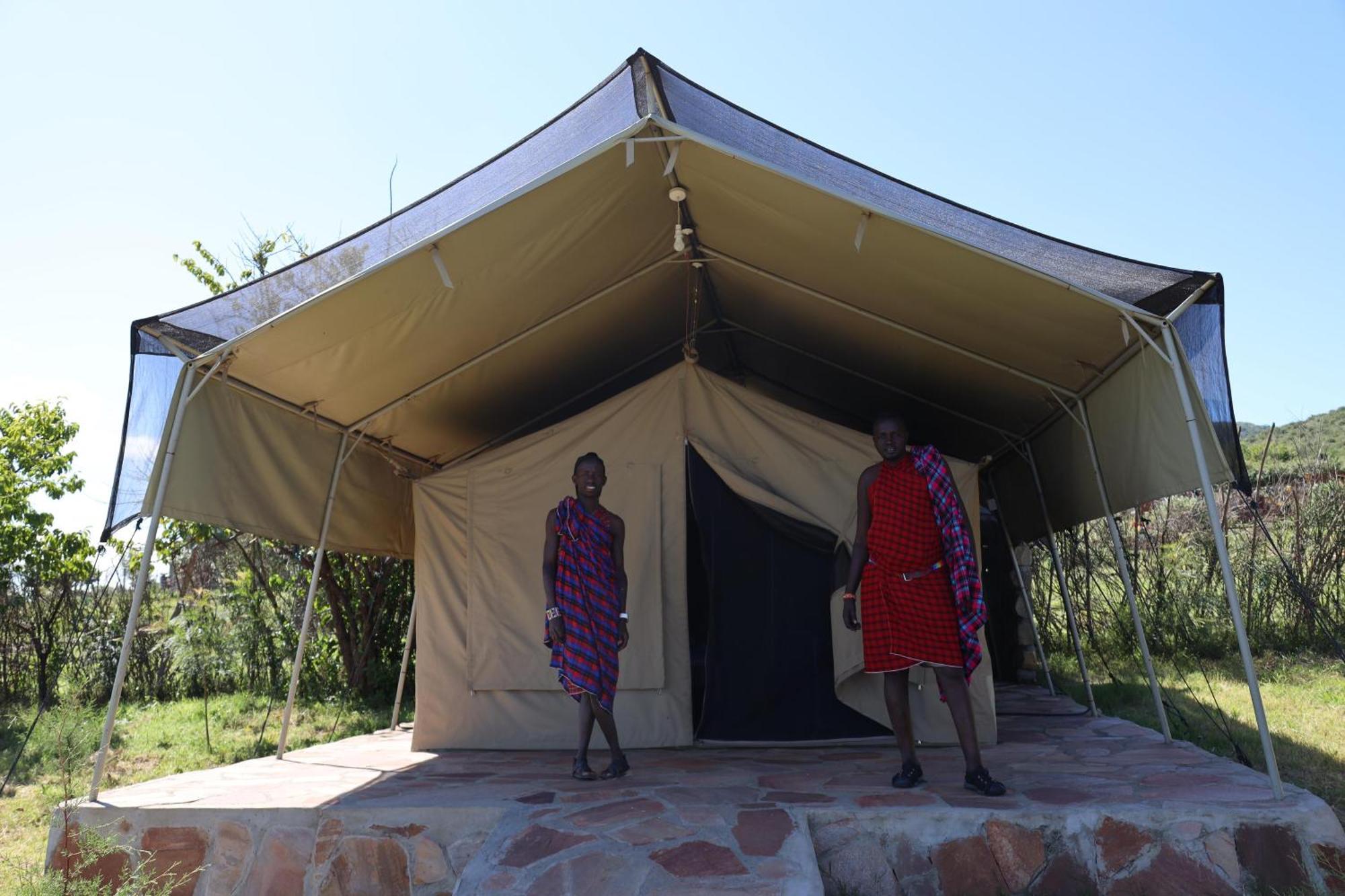 Отель Leruk Maasai Mara Camp Sekenani Экстерьер фото