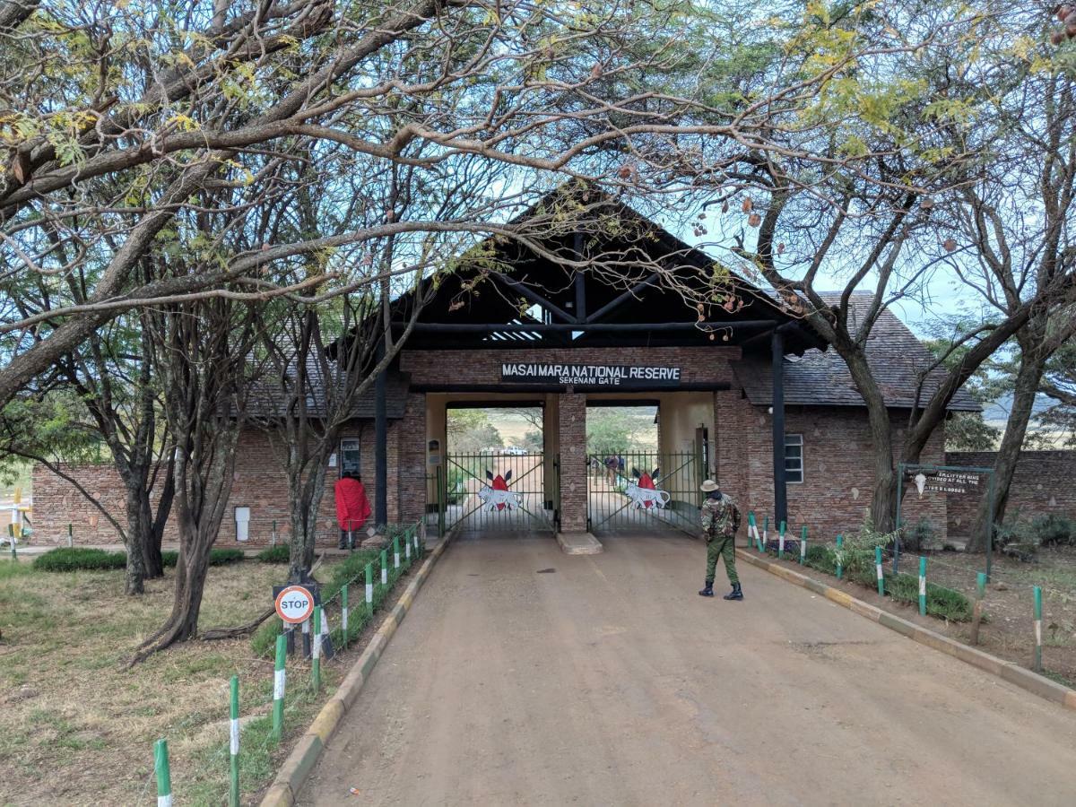 Отель Leruk Maasai Mara Camp Sekenani Экстерьер фото